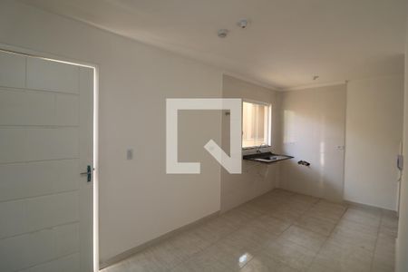 Sala de apartamento para alugar com 2 quartos, 85m² em Jardim Iva, São Paulo