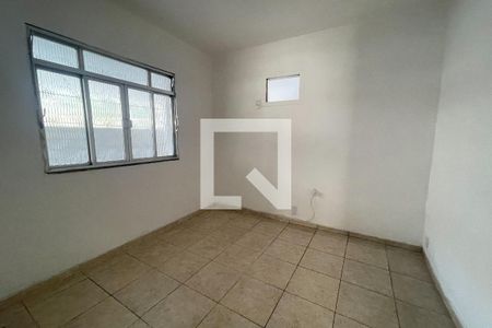 Quarto de casa para alugar com 2 quartos, 95m² em Vila São Luís, Duque de Caxias