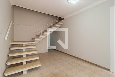 Sala de casa para alugar com 4 quartos, 60m² em Água Rasa, São Paulo