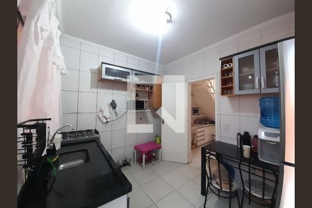 Casa à venda com 2 quartos, 140m² em Jardim das Vertentes, São Paulo