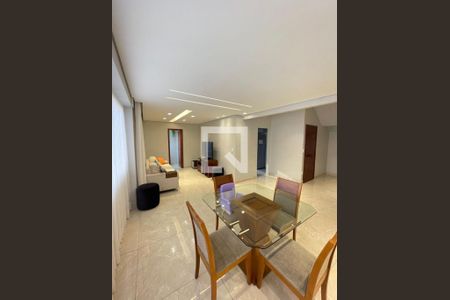 Apartamento à venda com 3 quartos, 203m² em Ouro Preto, Belo Horizonte