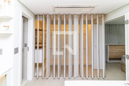 Sala de apartamento à venda com 1 quarto, 88m² em Vila Pompéia, São Paulo