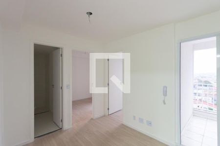 Sala/Cozinha de apartamento para alugar com 2 quartos, 39m² em Vila Curuçá, São Paulo