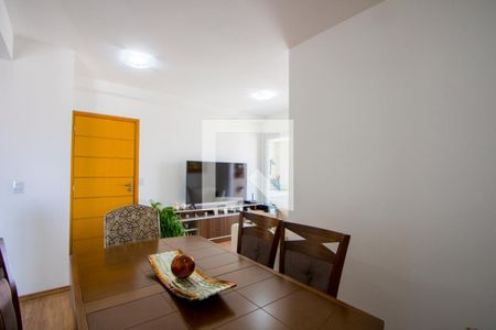 Sala de apartamento à venda com 2 quartos, 67m² em Vila Gilda, Santo André