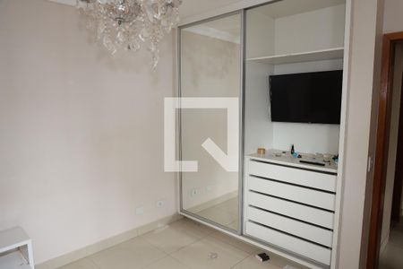 Quarto 3 de apartamento para alugar com 3 quartos, 64m² em Setor Bueno, Goiânia