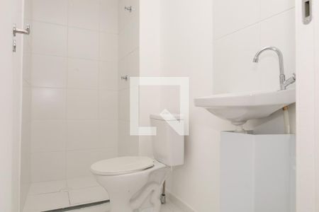 Banheiro de apartamento para alugar com 1 quarto, 31m² em Vila Curuçá, São Paulo