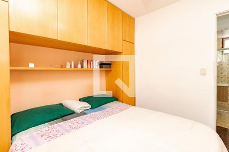 Quarto 1 de apartamento à venda com 3 quartos, 77m² em Jardim Santo Antônio, São Paulo