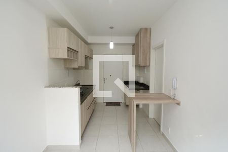 Sala/Cozinha de apartamento para alugar com 1 quarto, 27m² em Jardim Cidália, São Paulo