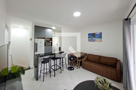 Sala de casa de condomínio para alugar com 2 quartos, 66m² em Aviação, Praia Grande