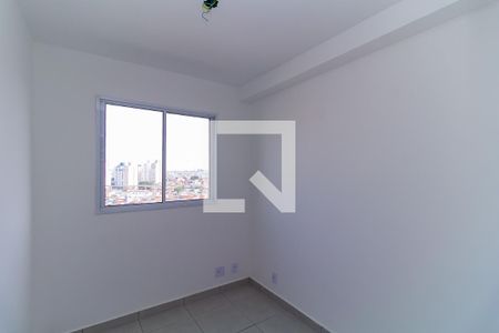 Quarto 1 de apartamento para alugar com 2 quartos, 40m² em Vila Fátima, São Paulo