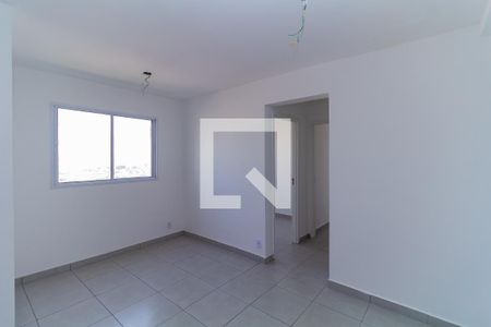 Sala de apartamento para alugar com 2 quartos, 40m² em Vila Fátima, São Paulo