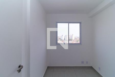 Quarto 1 de apartamento para alugar com 2 quartos, 40m² em Vila Fátima, São Paulo