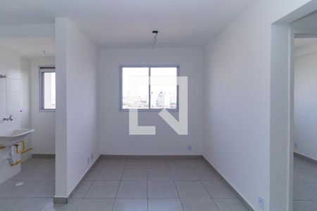 Sala de apartamento para alugar com 2 quartos, 40m² em Vila Fátima, São Paulo