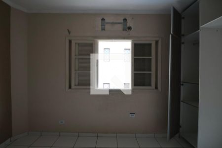 Quarto de apartamento para alugar com 2 quartos, 67m² em Jardim São Miguel, Guarujá