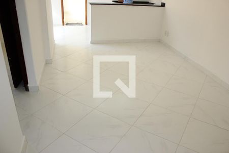 Sala de casa à venda com 3 quartos, 127m² em Vila Augusta, Guarulhos