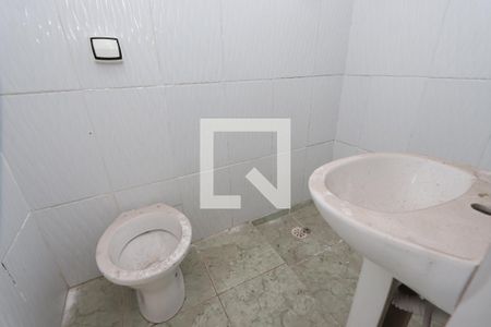 Banheiro de casa à venda com 2 quartos, 177m² em Jardim Santa Adélia, São Paulo