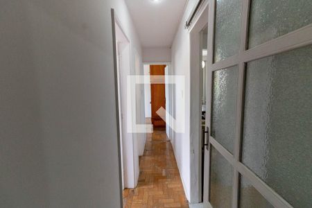 Corredor  de apartamento à venda com 3 quartos, 93m² em Icaraí, Niterói