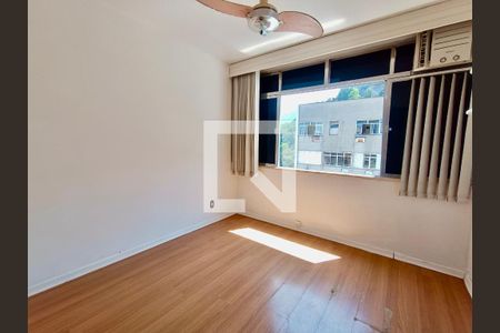 Quarto 1 de apartamento à venda com 2 quartos, 66m² em Ipanema, Rio de Janeiro