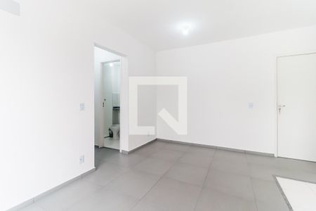 Sala de apartamento para alugar com 2 quartos, 55m² em Vila Santa Maria, Poá