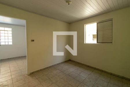 Quarto 1 de casa para alugar com 2 quartos, 50m² em Jardim das Belezas, Carapicuíba