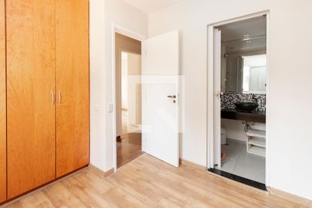 Suíte de apartamento à venda com 3 quartos, 90m² em Chácara Santo Antônio, São Paulo