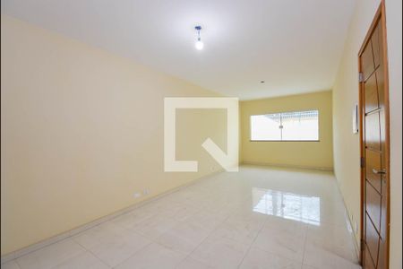 Sala de casa para alugar com 3 quartos, 105m² em Jardim Santa Bárbara, Guarulhos