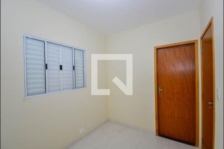 Quarto 1 de casa para alugar com 3 quartos, 105m² em Jardim Santa Bárbara, Guarulhos