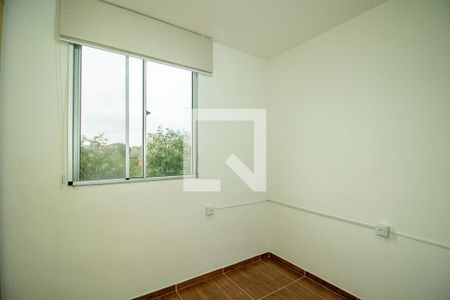 Quarto 2 de apartamento para alugar com 2 quartos, 38m² em Jardim Leopoldina, Porto Alegre