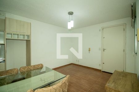 Sala de apartamento para alugar com 2 quartos, 38m² em Jardim Leopoldina, Porto Alegre