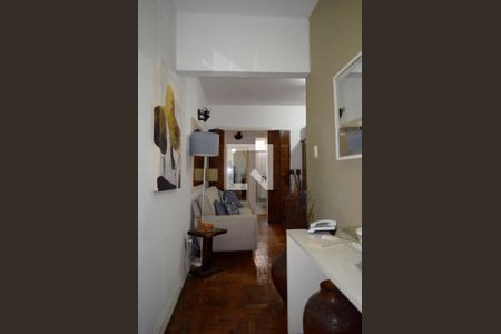 Sala de apartamento à venda com 2 quartos, 96m² em Cerqueira César, São Paulo