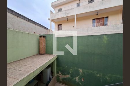 Vista Quarto 2 de casa à venda com 4 quartos, 140m² em Vila Roque, São Paulo