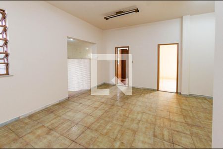 Sala de casa à venda com 4 quartos, 300m² em Lagoinha, Belo Horizonte