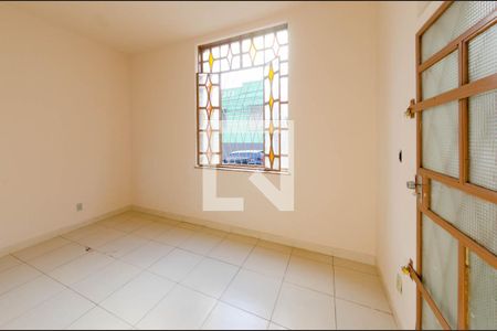 Sala 1 de casa à venda com 4 quartos, 300m² em Lagoinha, Belo Horizonte