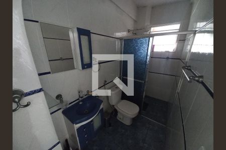 Banheiro de apartamento para alugar com 1 quarto, 35m² em Centro, São Vicente