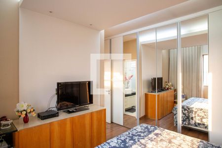 Quarto  de apartamento à venda com 3 quartos, 158m² em Nova Floresta, Belo Horizonte