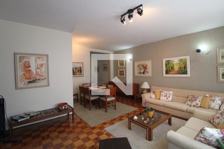 Sala 1 de casa à venda com 4 quartos, 204m² em Socorro, São Paulo