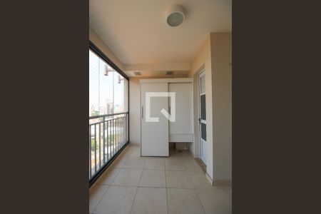 Varanda de apartamento à venda com 2 quartos, 76m² em Taquaral, Campinas