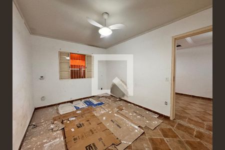 Quarto 1 de casa à venda com 3 quartos, 164m² em Utinga, Santo André