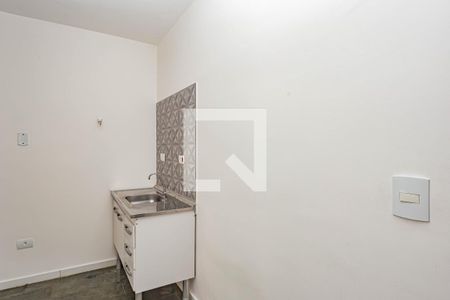 Cozinha de kitnet/studio para alugar com 1 quarto, 21m² em Aclimação, São Paulo