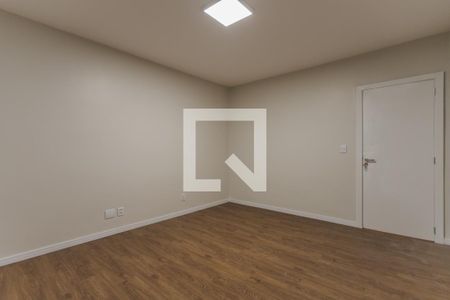 Quarto 1 de apartamento à venda com 4 quartos, 216m² em Auxiliadora, Porto Alegre