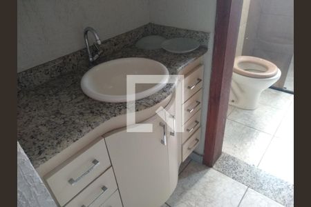 Banheiro de apartamento à venda com 3 quartos, 120m² em Santa Branca, Belo Horizonte