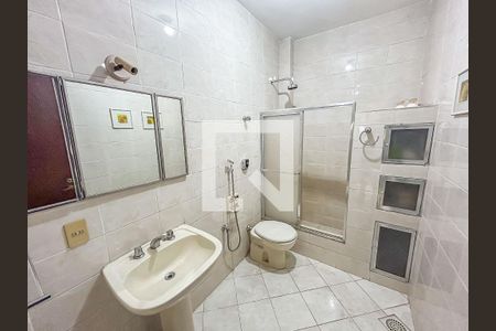 Banheiro de apartamento à venda com 2 quartos, 83m² em Flamengo, Rio de Janeiro