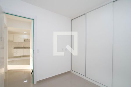 Quarto 1 de apartamento para alugar com 2 quartos, 46m² em Jardim Flor da Montanha, Guarulhos