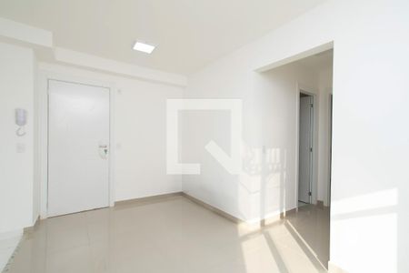 Sala de apartamento para alugar com 2 quartos, 46m² em Jardim Flor da Montanha, Guarulhos