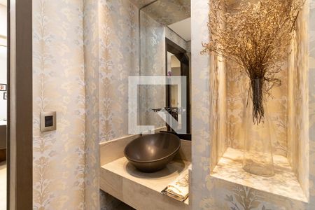 Apartamento à venda com 141m², 3 quartos e 4 vagas Apartamento à venda com 141m², 3 quartos e 4 vagasLavabo