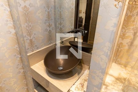 Apartamento à venda com 141m², 3 quartos e 4 vagas Apartamento à venda com 141m², 3 quartos e 4 vagasLavabo