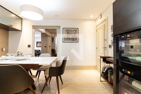 Apartamento à venda com 141m², 3 quartos e 4 vagas Apartamento à venda com 141m², 3 quartos e 4 vagasCopa