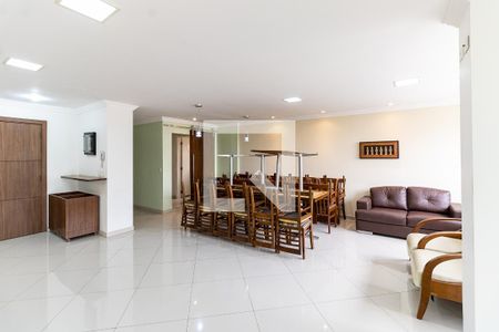 Apartamento à venda com 141m², 3 quartos e 4 vagas Apartamento à venda com 141m², 3 quartos e 4 vagasSalão de Festas