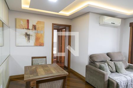 Sala de apartamento para alugar com 2 quartos, 77m² em Rio Branco, Porto Alegre