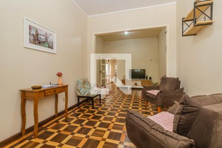 Sala de casa à venda com 3 quartos, 120m² em Teresópolis, Porto Alegre